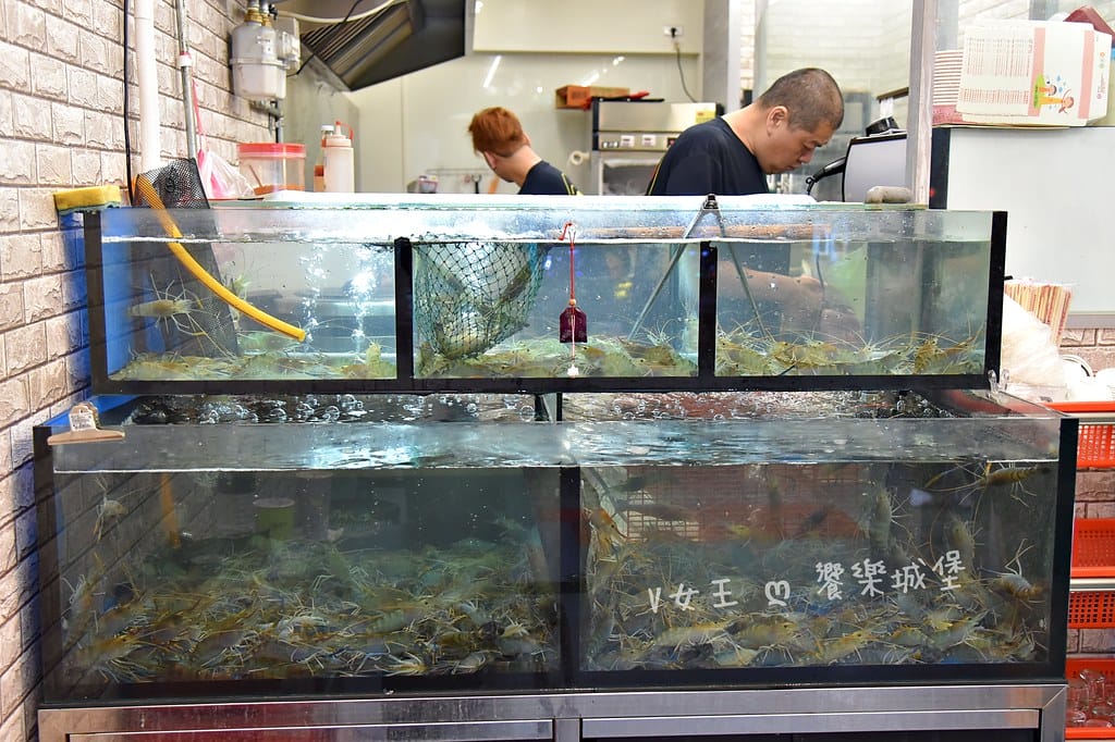 蝦之城活蝦餐廳 ll 西門町必吃活蝦料理,12款風味的泰國活 蝦之城活蝦餐廳 ll 西門町必吃活蝦料理,12款風味的泰國活