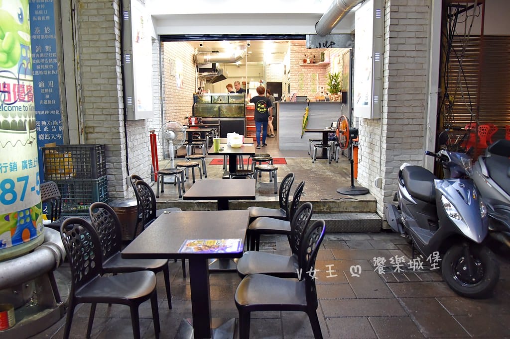 蝦之城活蝦餐廳 ll 西門町必吃活蝦料理,12款風味的泰國活 蝦之城活蝦餐廳 ll 西門町必吃活蝦料理,12款風味的泰國活