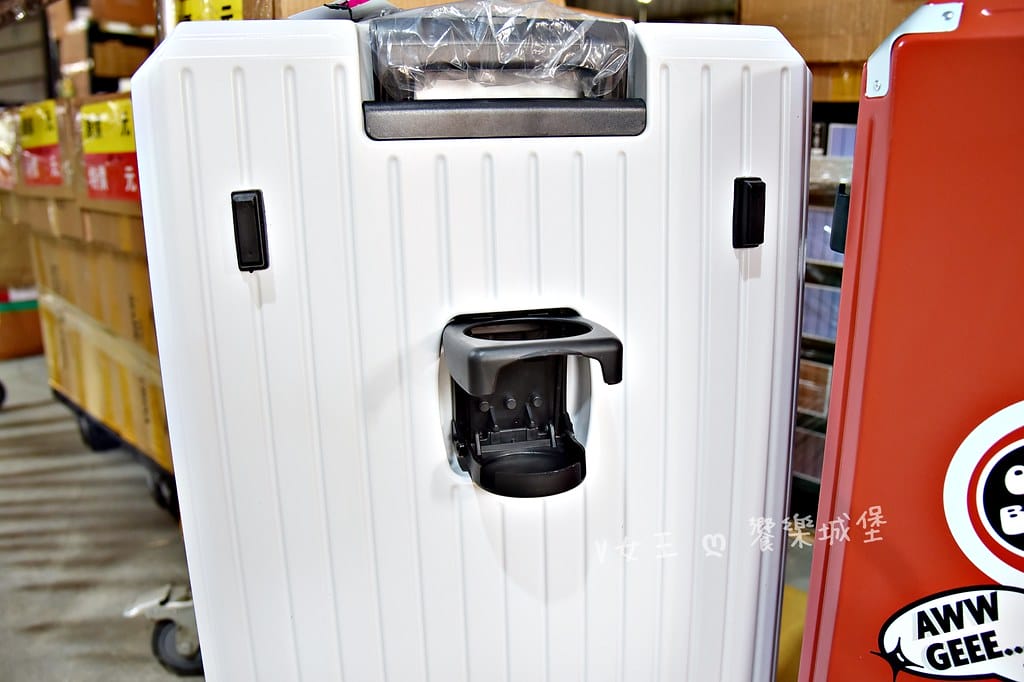 迷你世界授權商品特賣會 ll 限時快閃活動,眾多商品任君挑選