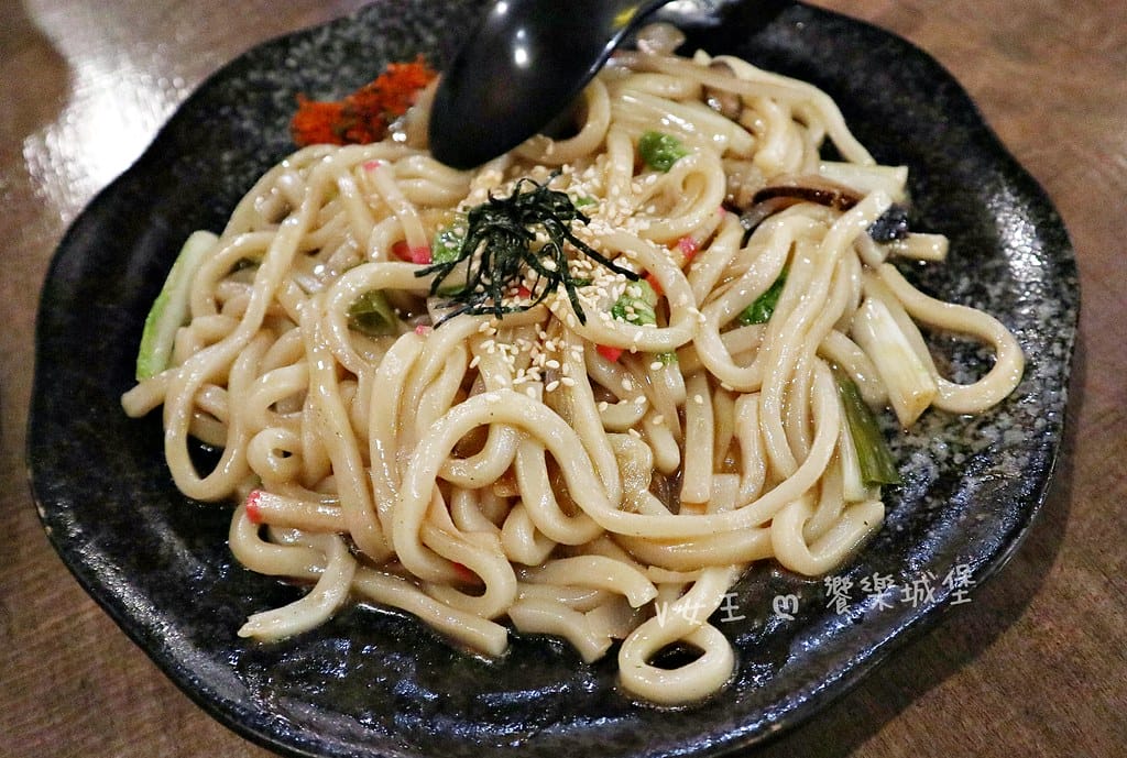 後樂園町日式大眾居食屋-新埔店 ll 放鬆吃好料的好去處,交