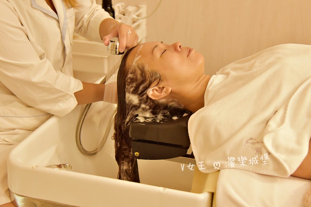 【台北美容做臉推廌】臉部保養、舒壓、洗頭一次滿足,高CP值親 【台北美容做臉推廌】臉部保養、舒壓、洗頭一次滿足,高CP值親