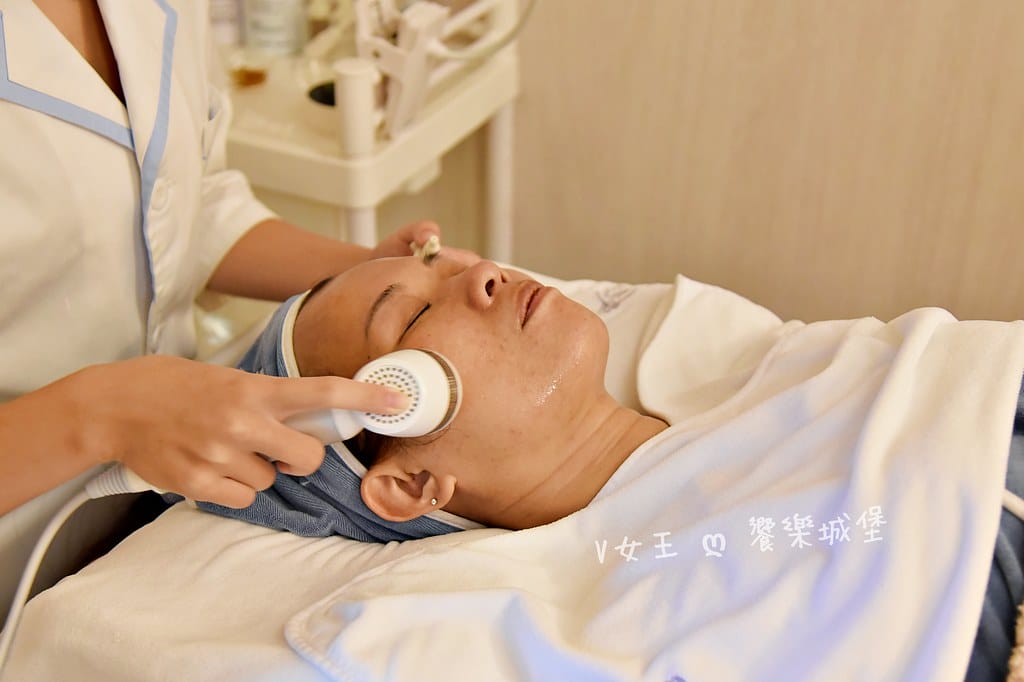 【台北美容做臉推廌】臉部保養、舒壓、洗頭一次滿足,高CP值親 【台北美容做臉推廌】臉部保養、舒壓、洗頭一次滿足,高CP值親