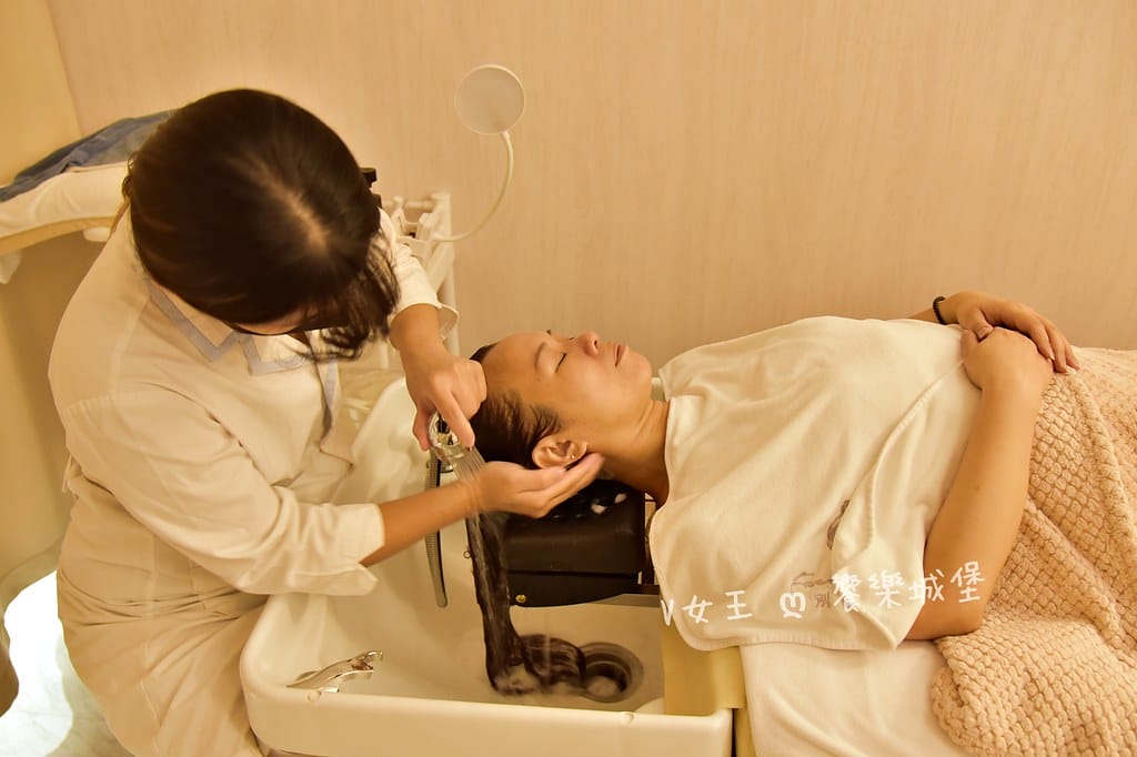 【台北美容做臉推廌】臉部保養、舒壓、洗頭一次滿足,高CP值親 【台北美容做臉推廌】臉部保養、舒壓、洗頭一次滿足,高CP值親