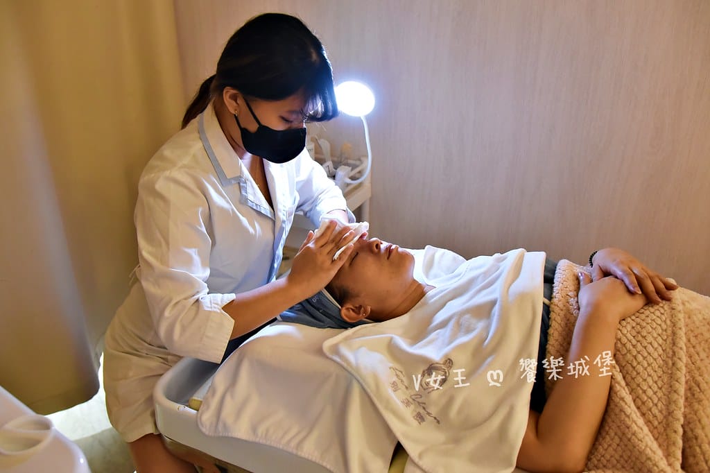 【台北美容做臉推廌】臉部保養、舒壓、洗頭一次滿足,高CP值親 【台北美容做臉推廌】臉部保養、舒壓、洗頭一次滿足,高CP值親