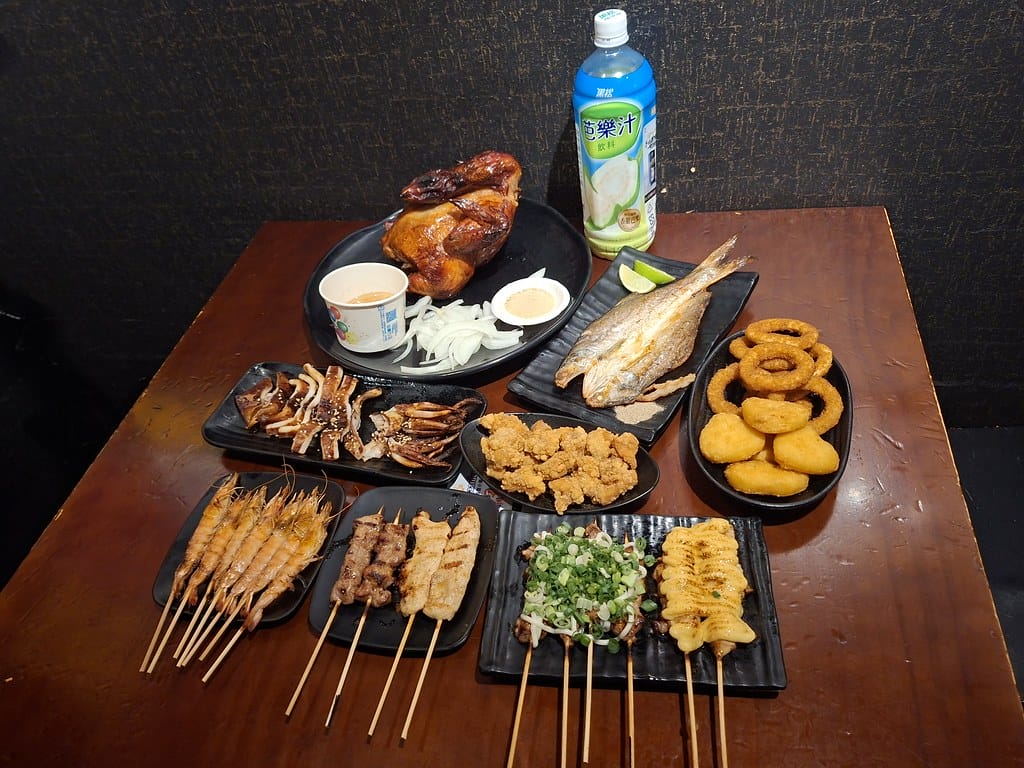 雞老闆桶仔雞 士林店 ll 士林居酒屋,一次讓你吃到美味串燒 雞老闆桶仔雞 士林店 ll 士林居酒屋,一次讓你吃到美味串燒