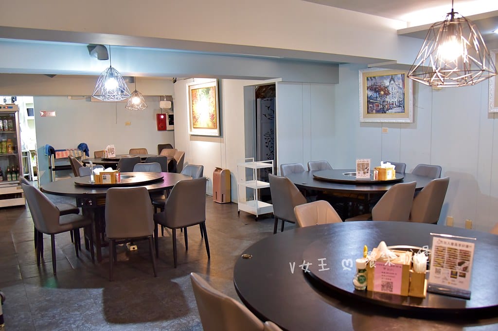 蒸天下海鮮蒸氣火鍋 ll 板橋火鍋推薦,專人桌邊服務,活體海