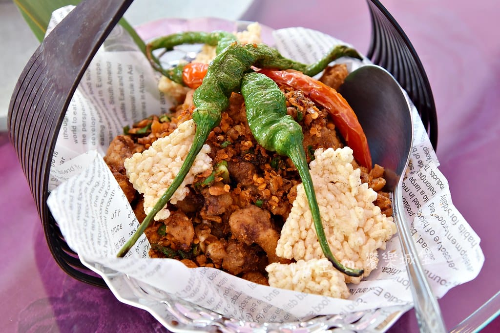 湘川餐廳 ll 淡水輕軌美食,必吃麻辣干鍋、特色小炒、重慶烤