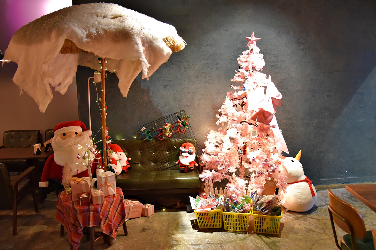 HERE THERE 這兒那兒餐酒館 ll 板橋巷弄中寧靜餐酒館，九款經典跟七款特調，三小時任大家喝十六款調酒，重點還是寵物友善餐廳