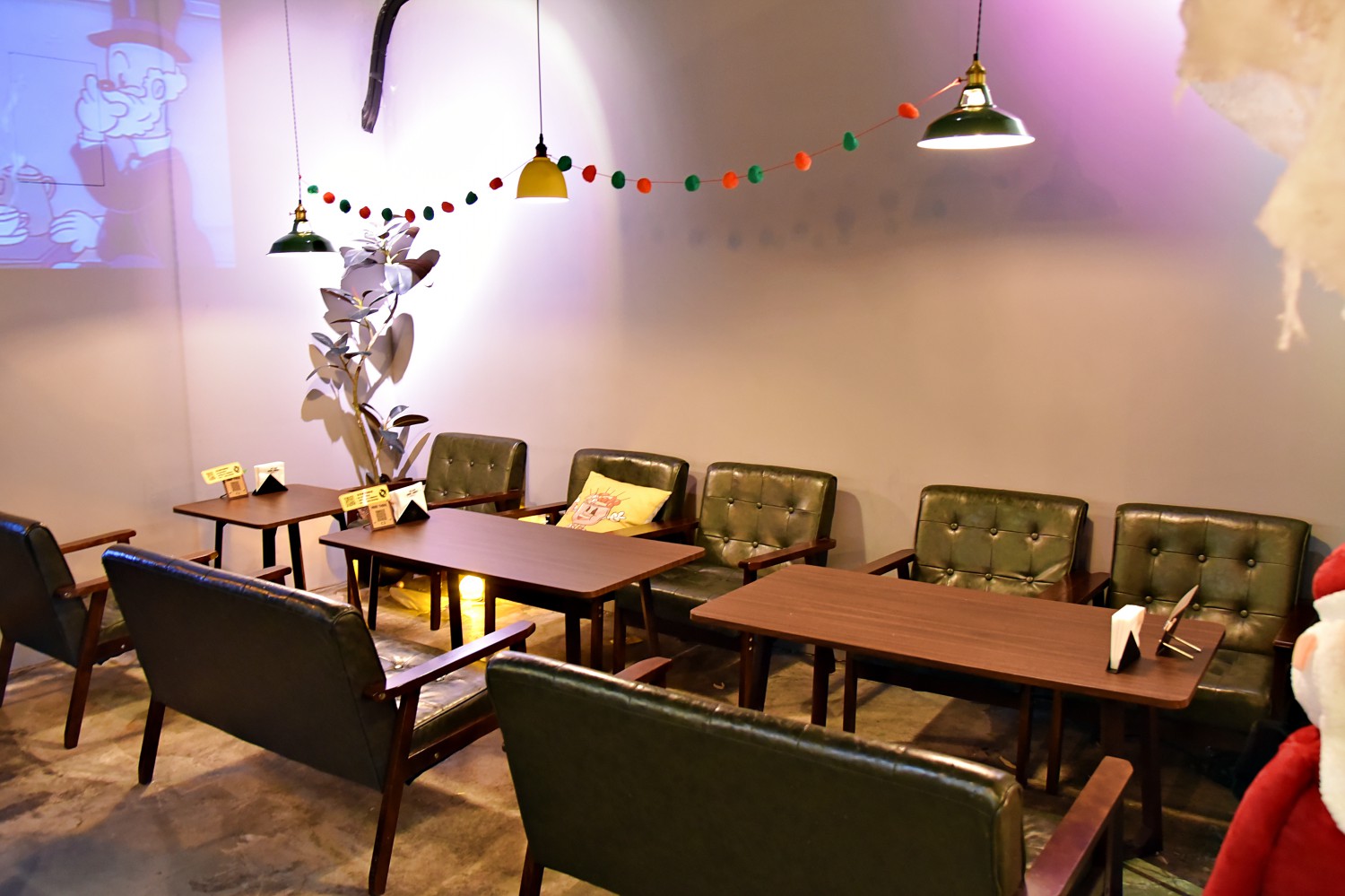 HERE THERE 這兒那兒餐酒館 ll 板橋巷弄中寧靜餐酒館,九款經典跟七款特調,三小時任大家喝十六款調酒,重點還是寵物友善餐廳 - 第7張圖 HERE THERE 這兒那兒餐酒館 ll 板橋巷弄中寧靜餐酒館,九款經典跟七款特調,三小時任大家喝十六款調酒,重點還是寵物友善餐廳