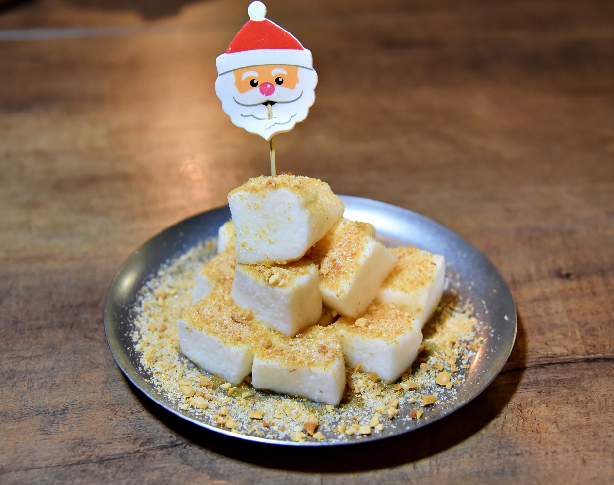 HERE THERE 這兒那兒餐酒館 ll 板橋巷弄中寧靜餐酒館，九款經典跟七款特調，三小時任大家喝十六款調酒，重點還是寵物友善餐廳