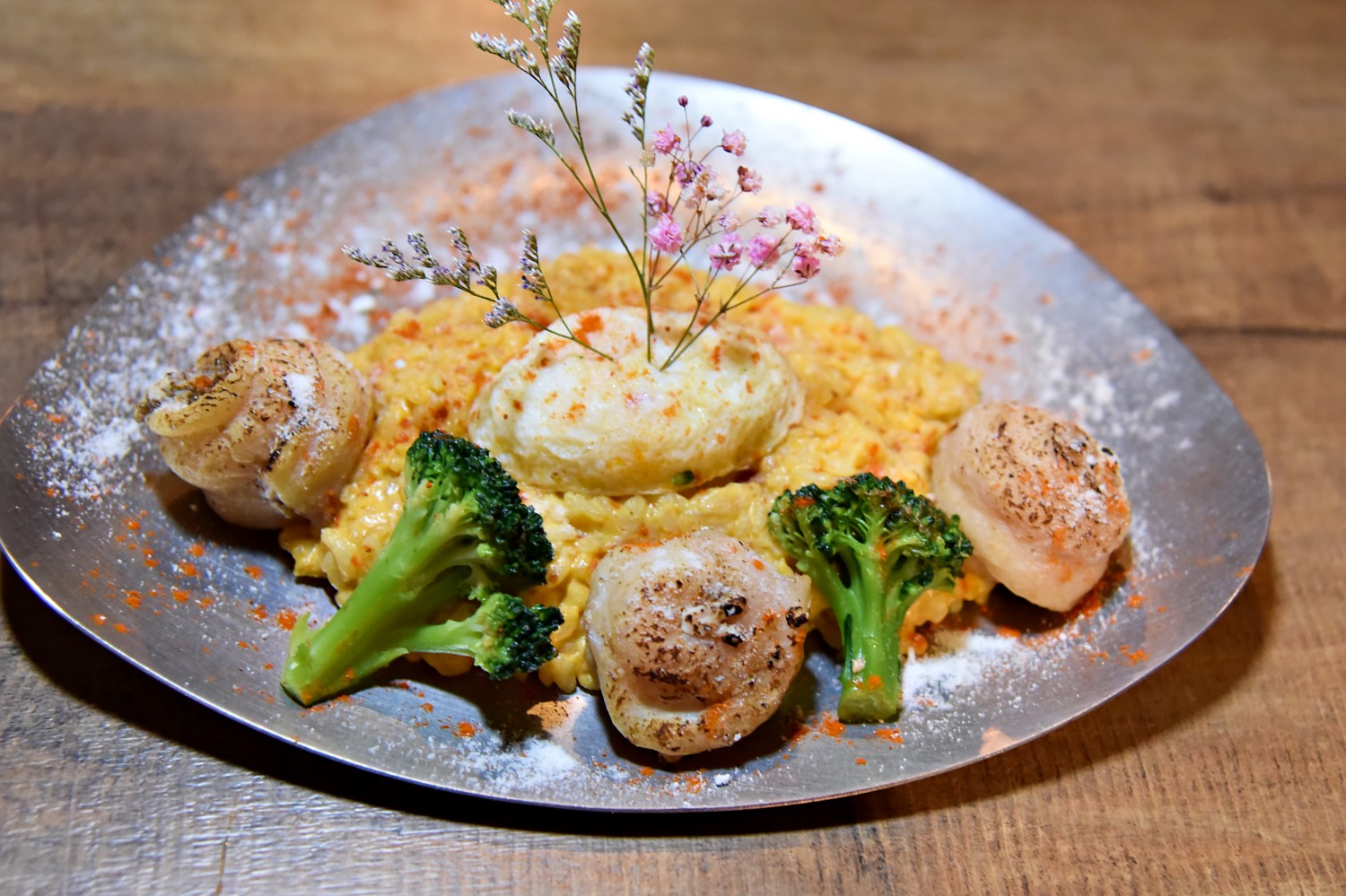 HERE THERE 這兒那兒餐酒館 ll 板橋巷弄中寧靜餐酒館,九款經典跟七款特調,三小時任大家喝十六款調酒,重點還是寵物友善餐廳 - 第19張圖 HERE THERE 這兒那兒餐酒館 ll 板橋巷弄中寧靜餐酒館,九款經典跟七款特調,三小時任大家喝十六款調酒,重點還是寵物友善餐廳