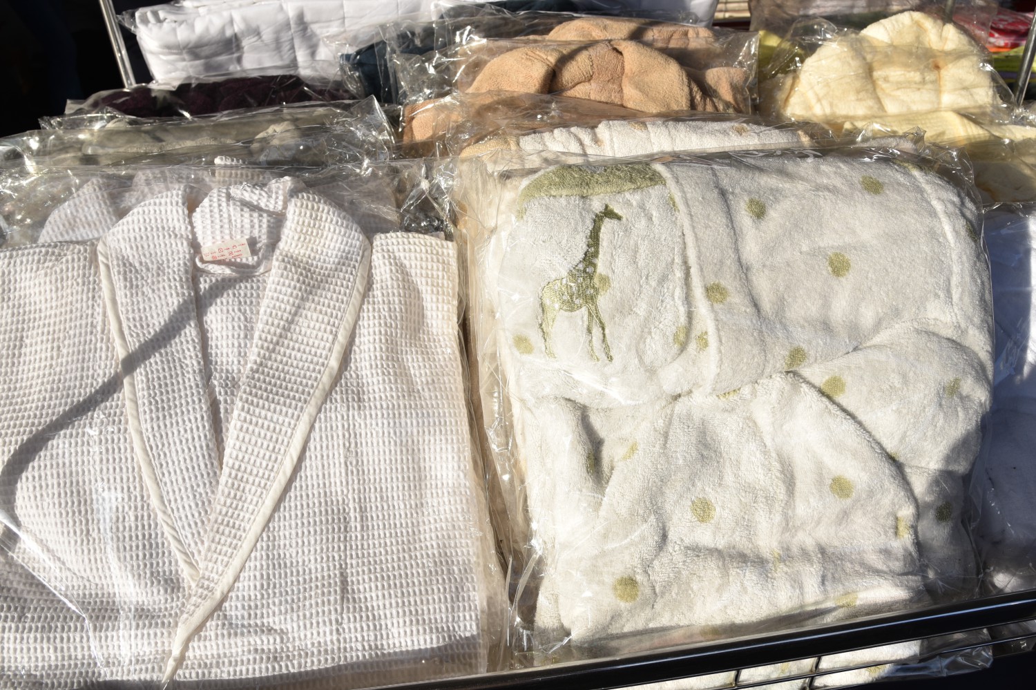 廣福毛巾一年一次年度特賣 ll台灣MIT毛巾、浴巾、石墨稀羊羔被、地墊…等,秤重賣 29、39、49 任你秤,還有許多MIT保暖商品,怎麼能錯過呢?即日起至2026.01.05 - 第14張圖 廣福毛巾一年一次年度特賣 ll台灣MIT毛巾、浴巾、石墨稀羊羔被、地墊…等,秤重賣 29、39、49 任你秤,還有許多MIT保暖商品,怎麼能錯過呢?即日起至2026.01.05