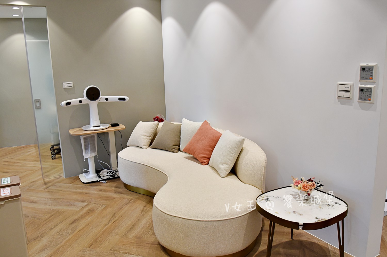 中壢 愛菲爾牙醫診所 ll 以「善與美學」的理念,將美感與尖端牙科技術結合,溫馨的看診環境專業的技術,讓你看牙不再緊張,打造出自信的笑容 - 第15張圖 中壢 愛菲爾牙醫診所 ll 以「善與美學」的理念,將美感與尖端牙科技術結合,溫馨的看診環境專業的技術,讓你看牙不再緊張,打造出自信的笑容
