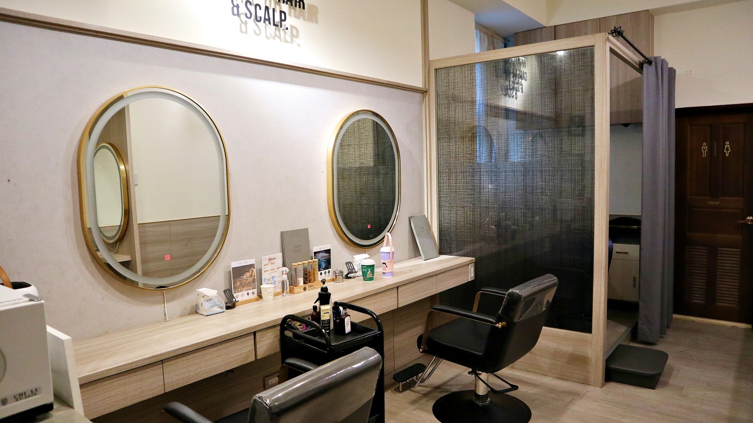 1825頭皮養護中心 ll 東門捷運站,植萃雙效奇肌修護 重拾健康頭皮,頭皮跟臉一樣都需要好好照顧喔! - 第6張圖 1825頭皮養護中心 ll 東門捷運站,植萃雙效奇肌修護 重拾健康頭皮,頭皮跟臉一樣都需要好好照顧喔!