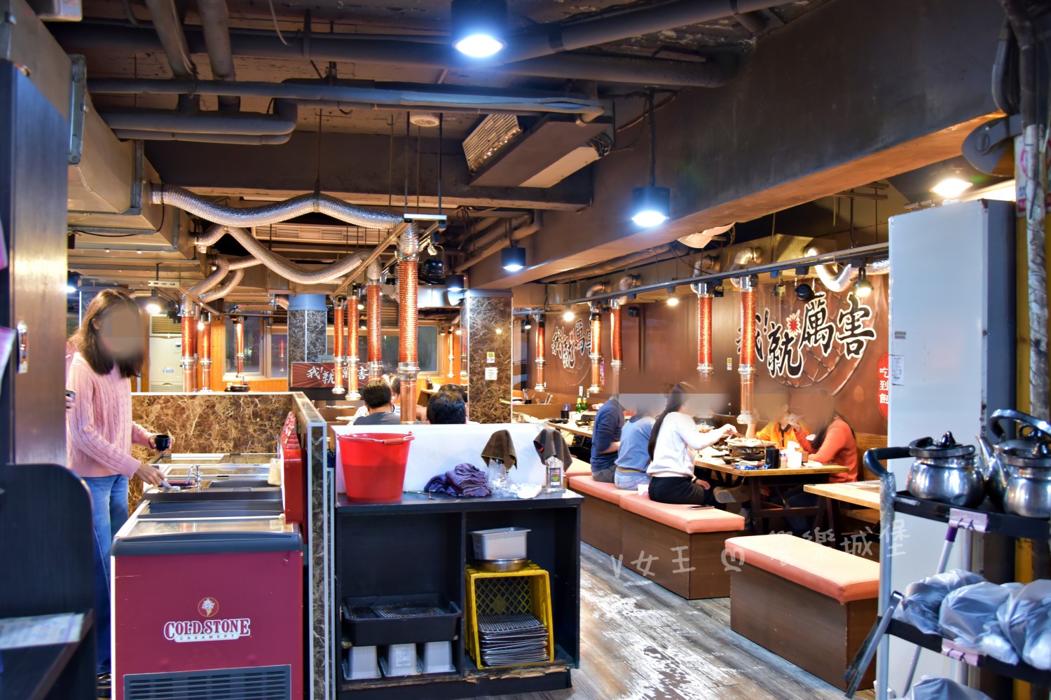 我就厲害江翠珍饌店 ll 炭火燒烤、火鍋任你點，百樣食材吃到飽，哈根達斯、酷聖石COLD STONE、BAR啤酒暢飲， 2小時內任你吃到飽