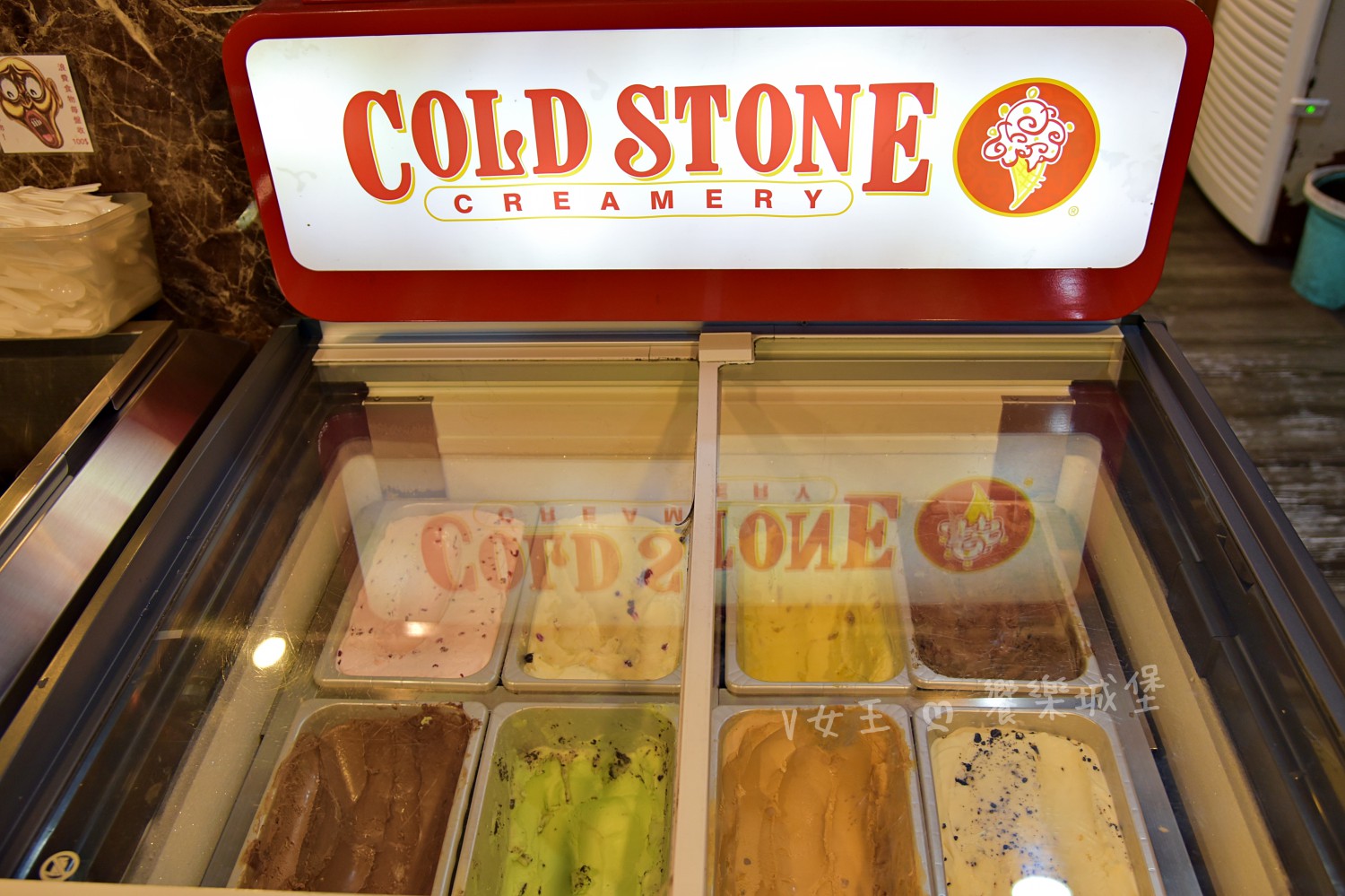 我就厲害江翠珍饌店 ll 炭火燒烤、火鍋任你點，百樣食材吃到飽，哈根達斯、酷聖石COLD STONE、BAR啤酒暢飲， 2小時內任你吃到飽