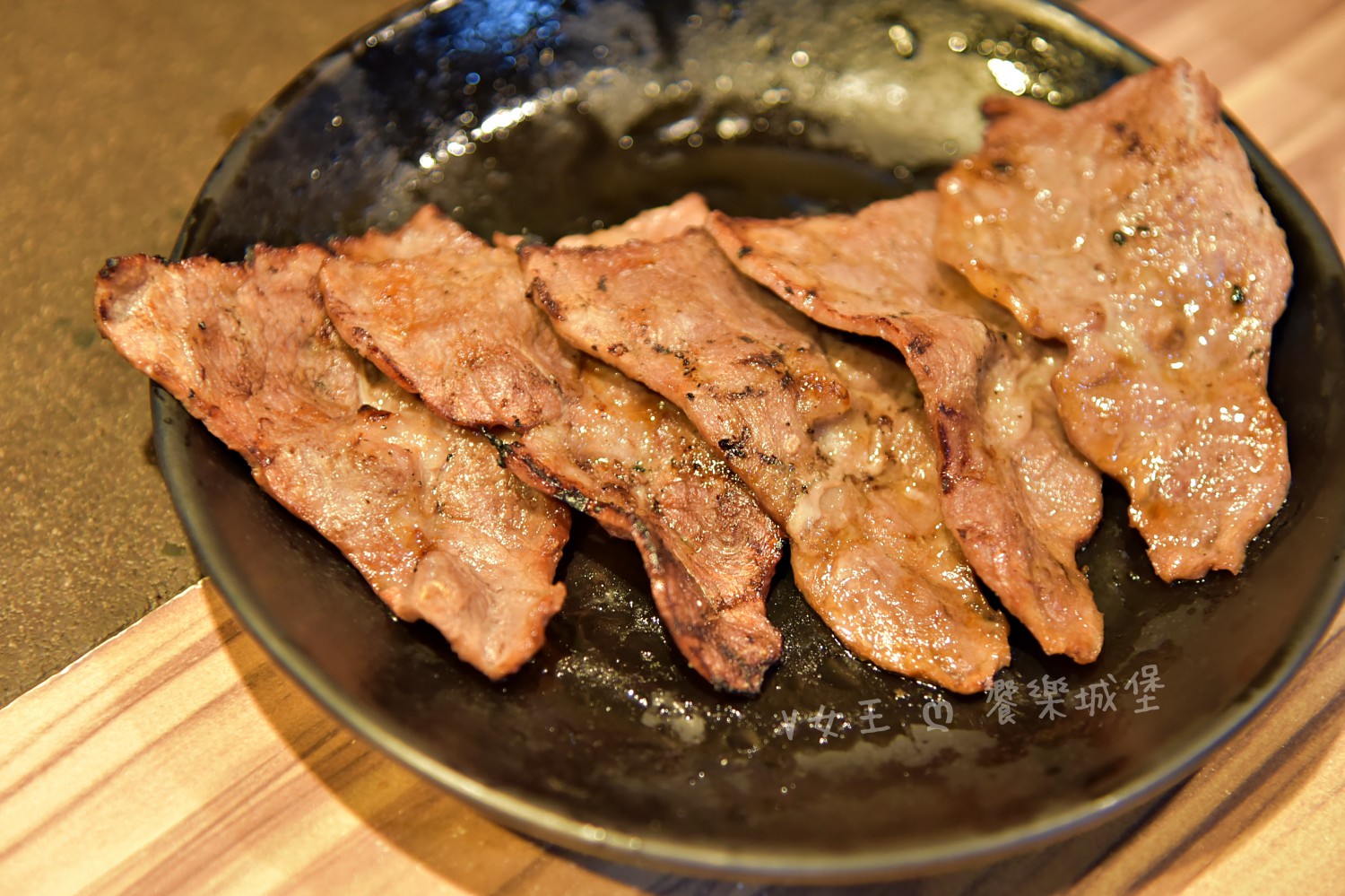 我就厲害江翠珍饌店 ll 炭火燒烤、火鍋任你點，百樣食材吃到飽，哈根達斯、酷聖石COLD STONE、BAR啤酒暢飲， 2小時內任你吃到飽