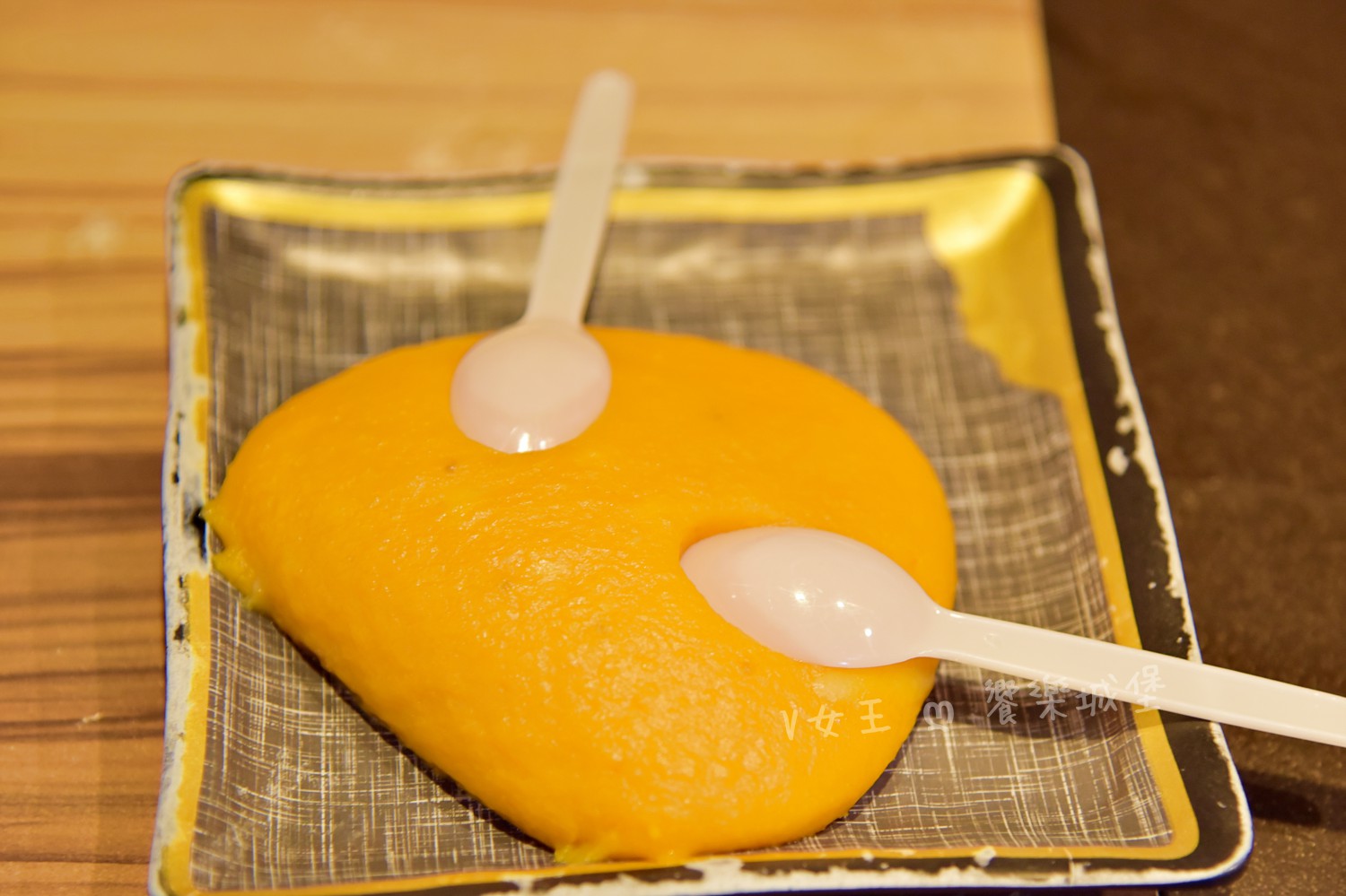 我就厲害江翠珍饌店 ll 炭火燒烤、火鍋任你點，百樣食材吃到飽，哈根達斯、酷聖石COLD STONE、BAR啤酒暢飲， 2小時內任你吃到飽