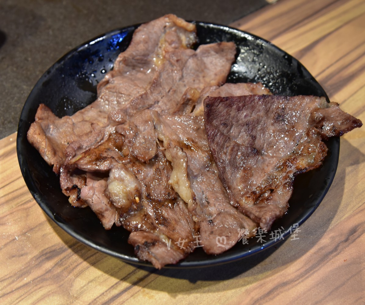 我就厲害江翠珍饌店 ll 炭火燒烤、火鍋任你點，百樣食材吃到飽，哈根達斯、酷聖石COLD STONE、BAR啤酒暢飲， 2小時內任你吃到飽