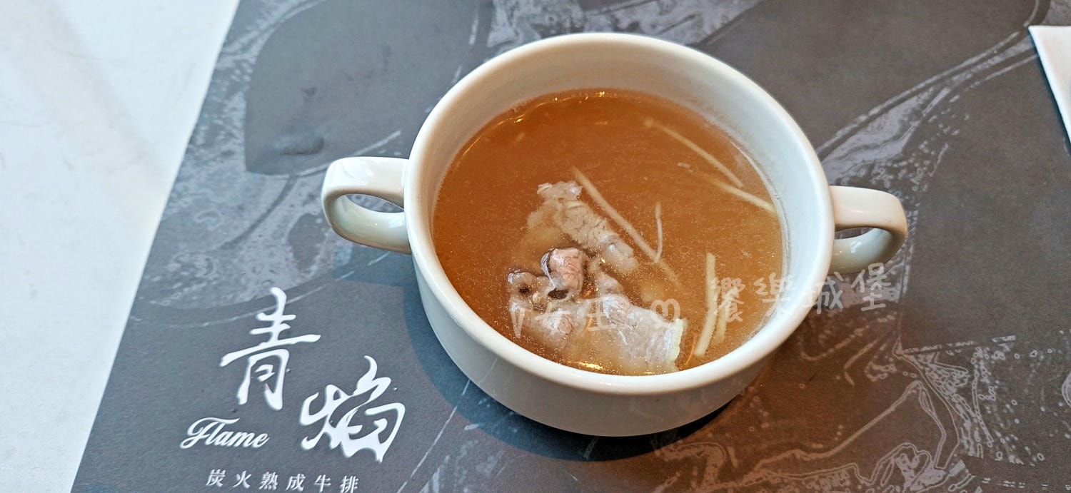 青焰 炭火熟成牛排 新莊嘉軒門市 ll 海陸空、多樣主餐自由選+自助餐 無限吃只要698元起,用餐環境寬敞舒適 - 第29張圖 青焰 炭火熟成牛排 新莊嘉軒門市 ll 海陸空、多樣主餐自由選+自助餐 無限吃只要698元起,用餐環境寬敞舒適
