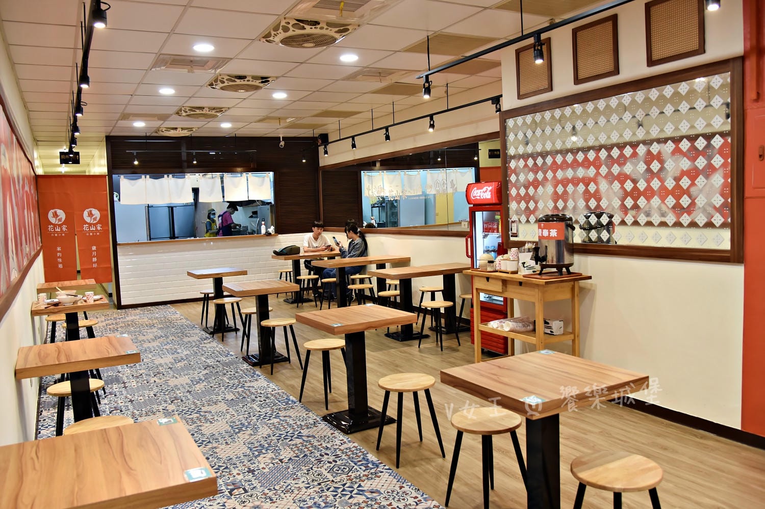花山家台麵小館 板橋店 ll 堅持手作與細火慢熬，讓每位客人品嚐到那份最熟悉的台灣味