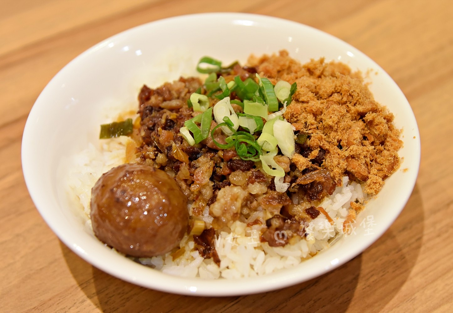 花山家台麵小館 板橋店 ll 堅持手作與細火慢熬，讓每位客人品嚐到那份最熟悉的台灣味
