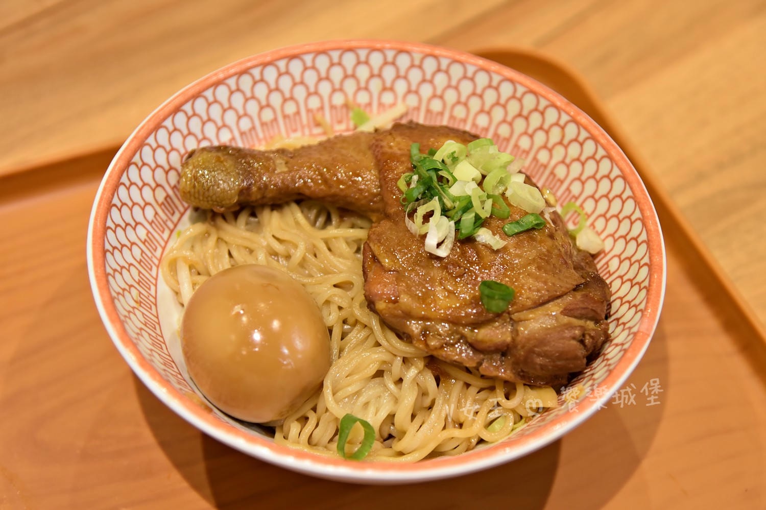 花山家台麵小館 板橋店 ll 堅持手作與細火慢熬，讓每位客人品嚐到那份最熟悉的台灣味