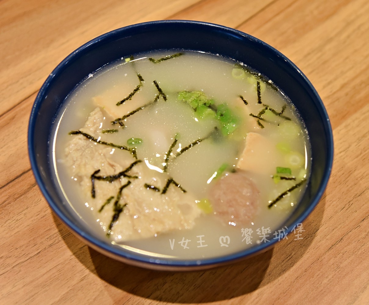 花山家台麵小館 板橋店 ll 堅持手作與細火慢熬，讓每位客人品嚐到那份最熟悉的台灣味